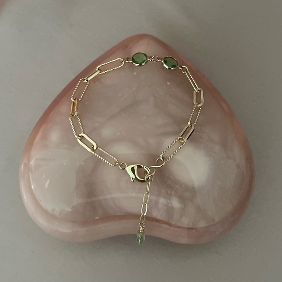 Gold-filled Peridot Birth Stone Bracelet - August - Picture 4 of 5